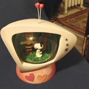VTG Westland Giftware "Be My Valentine, Charlie Brown" Waterglobe